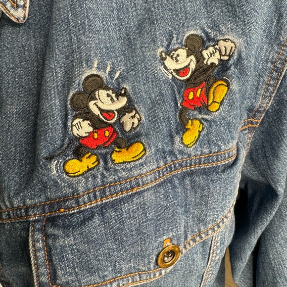 Mickey Mouse women’s collared long sleeve denim button down. - Picture 5 of 11